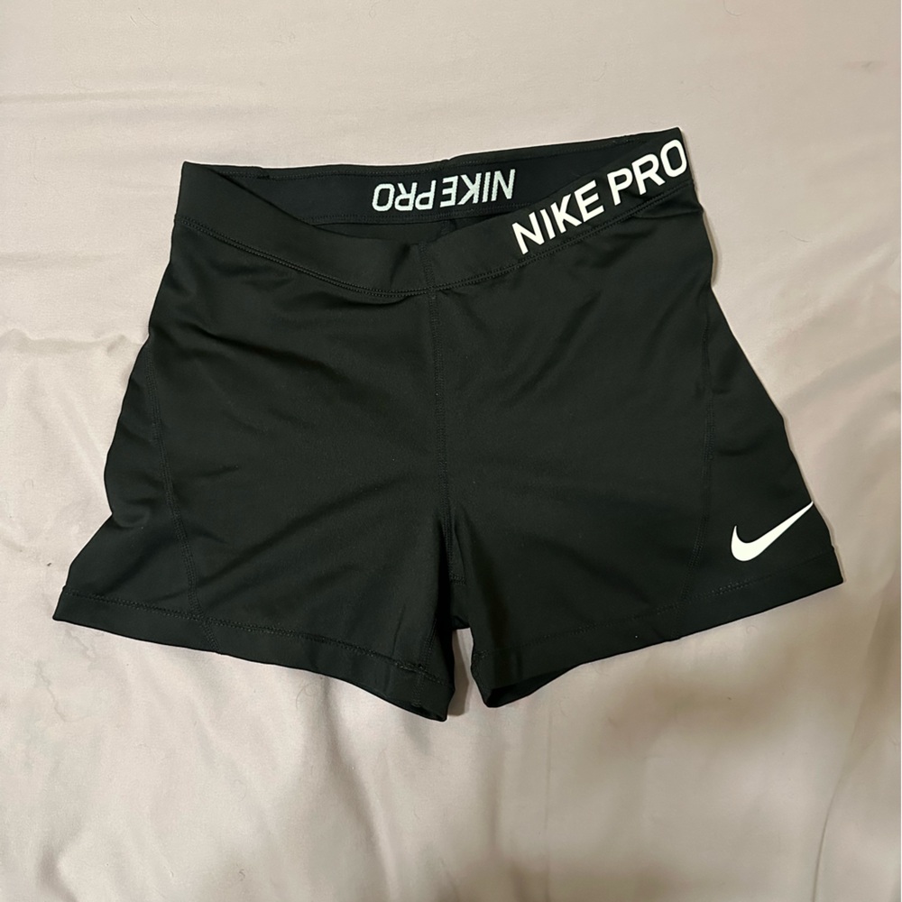 Nike Pro Women's Athletic Black Shorts